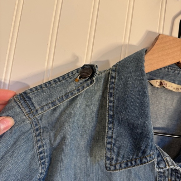CAbi Jeans Blue Denim Shirt Western Chambray Button Down Pockets Women’s Size M - Picture 6 of 13
